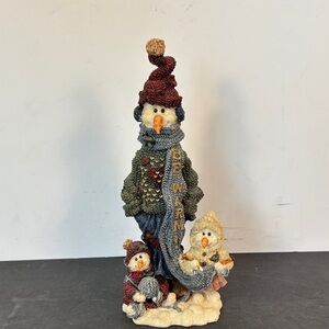 Boyds Folkstone Snowman Family “Be Warm” Figurine Style 2818 (1997)